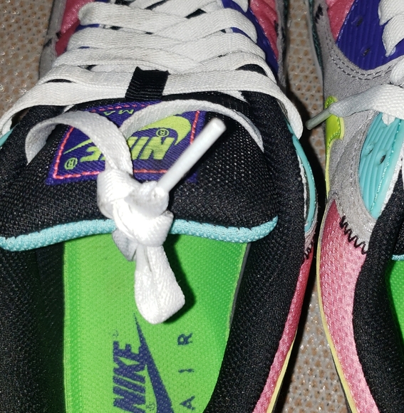 NIKE Air Max 90 Size 8 Mens Exeter Edition Colorful Kicks Shoes